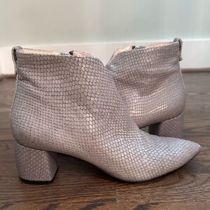 AGL (Attilio Giusti Leombruni) Veta snake-embossed Leather Booties Size 8 (38)